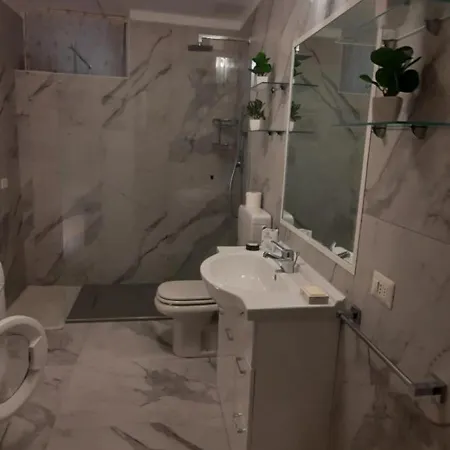 公寓 La Terrazza Casa 卡伦诺