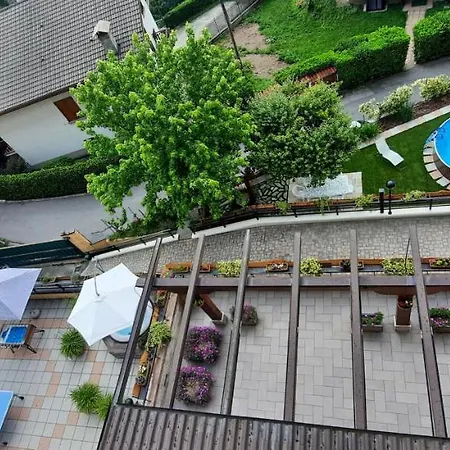 Appartement La Terrazza Casa Carenno