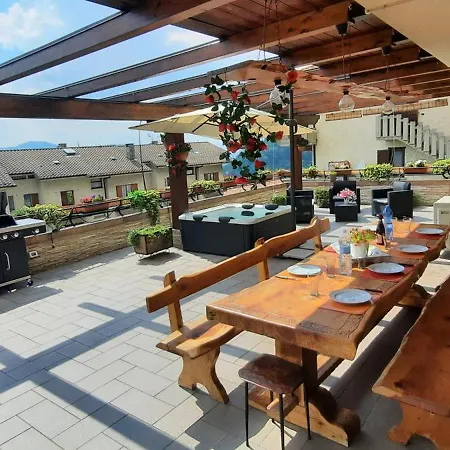 La Terrazza Casa Apartment *